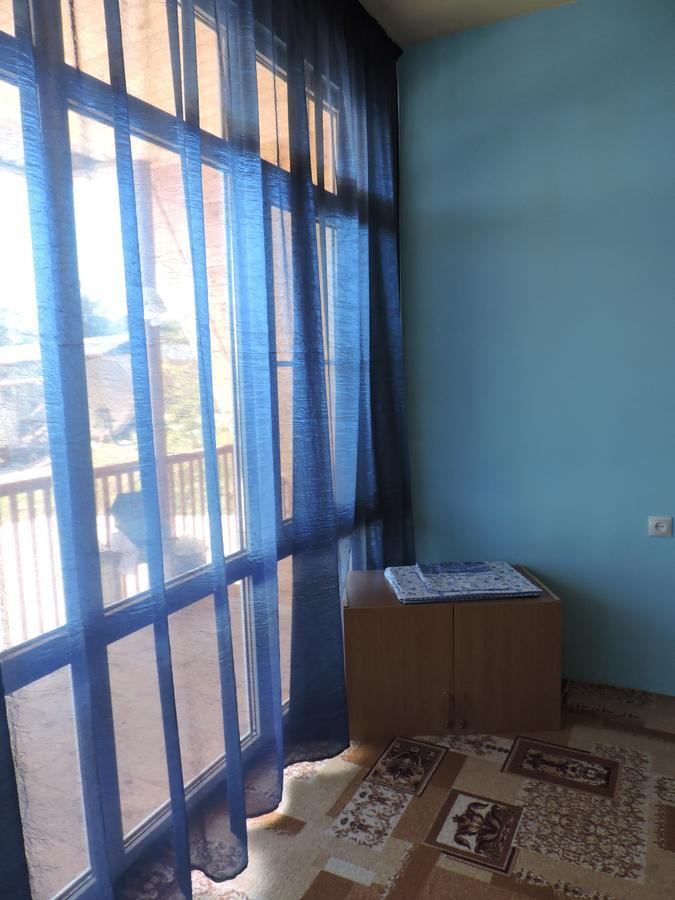 New Athos Guesthouse U Moti المظهر الخارجي الصورة