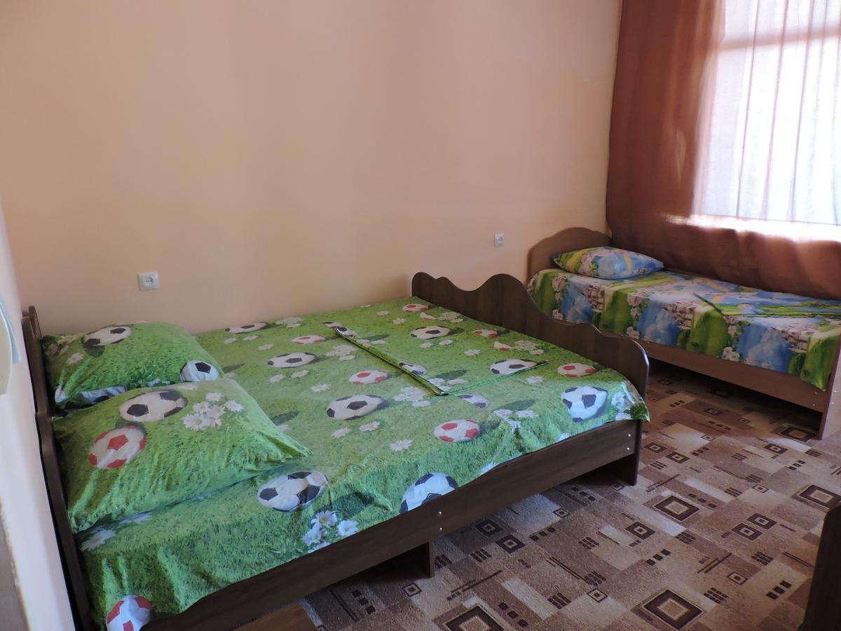 New Athos Guesthouse U Moti المظهر الخارجي الصورة